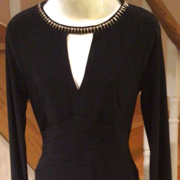💕💕Host Pick💕💕⬇️Price Dropped ⬇️NWOT elegant black long sleeve midi dress - Picture 2 of 9